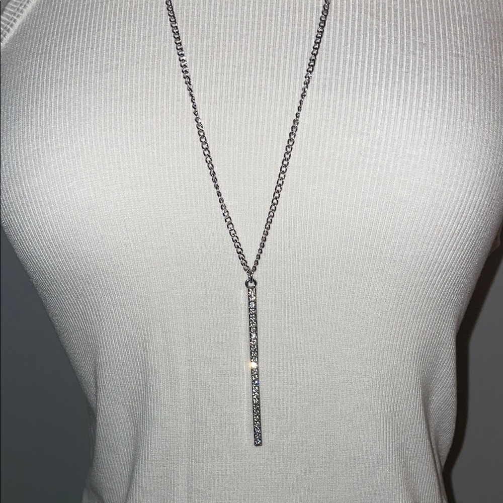 Elegant Silver Pendant Necklace and Earrings Set